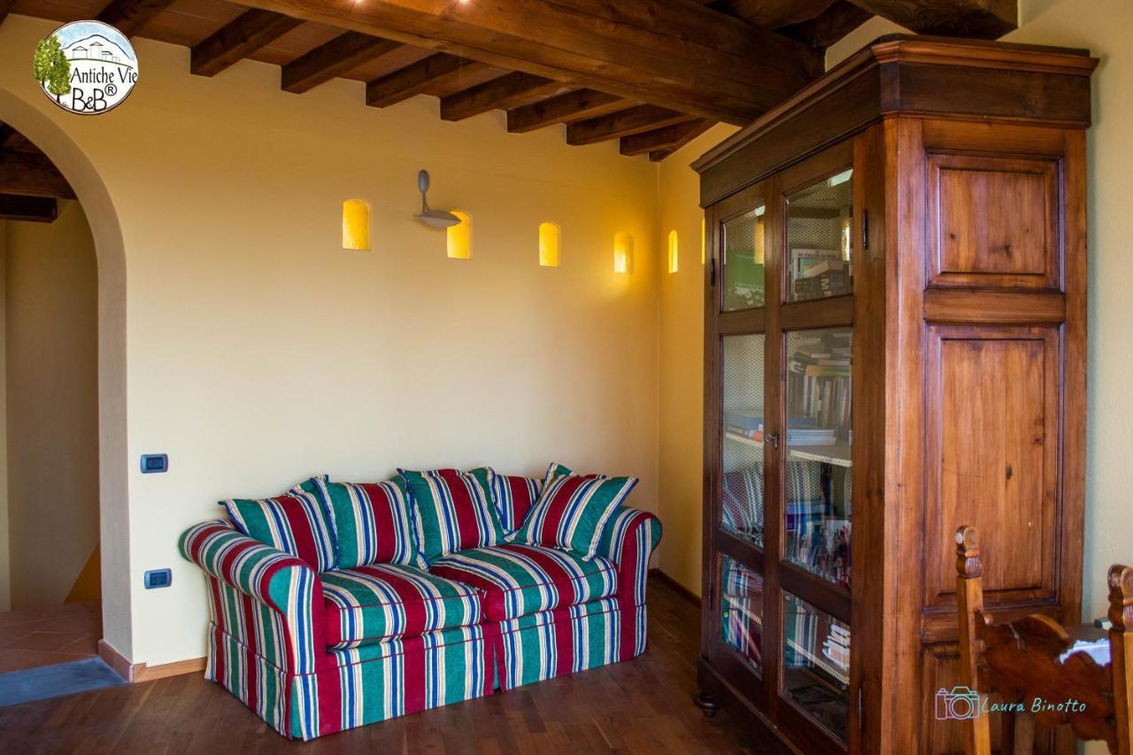 Antiche Vie B&B Serramazzoni Exterior photo
